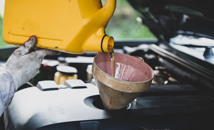 Which Oil Change is Better: Conventional or Synthetic Oil?